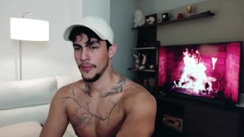 axelblack7 online show from 05/13/26, 07:50