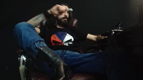 AxelColton online show from 01/12/25, 05:45