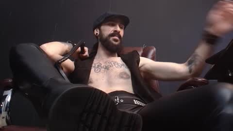 AxelColton online show from 02/08/25, 09:46