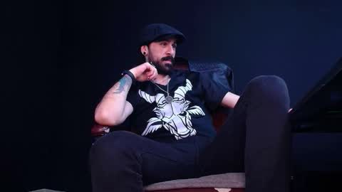 AxelColton online show from 11/13/25, 11:42