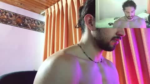 Snapshot of axelcr0ss chatting on 09/23/25, 02:47 axelcr0ss online show from 09/23/25, 02:47