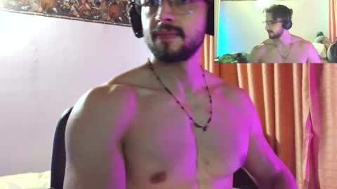 Snapshot of axelcr0ss chatting on 09/30/25, 04:39 axelcr0ss online show from 09/30/25, 04:39