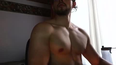 Snapshot of axelcr0ss chatting on 11/05/25, 10:54 axelcr0ss online show from 11/05/25, 10:54