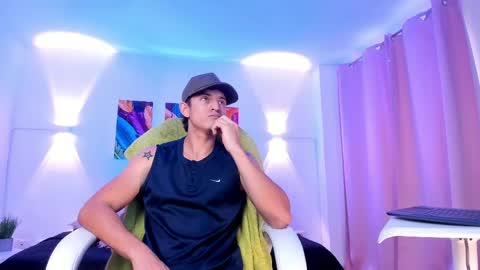 Axel online show from 06/01/26, 06:20