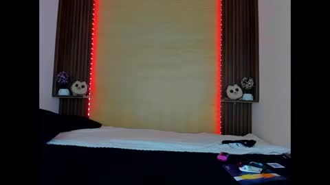 axelfox_ online show from 03/09/25, 02:29