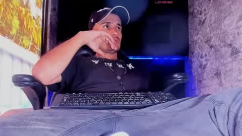 Axell Cross2 online show from 03/12/26, 02:01