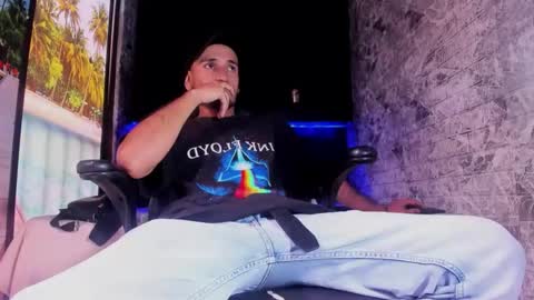 Axell Cross2 online show from 03/24/26, 12:32