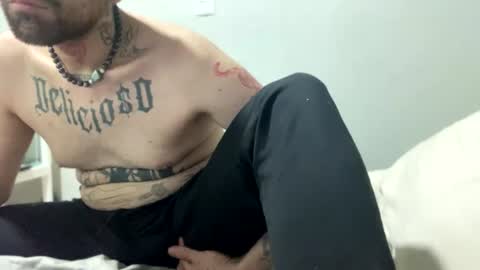 Snapshot of axelpadilla98 chatting on 06/16/26, 09:12 deliciosodemente online show from 06/16/26, 09:12