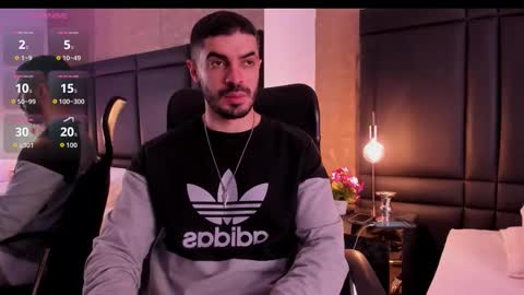 Snapshot of axelthompsom chatting on 09/10/25, 11:32 Axel Thompsom online show from 09/10/25, 11:32