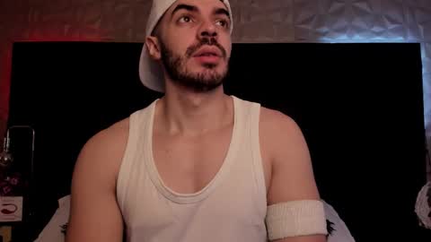 Snapshot of axelthompsom chatting on 11/10/25, 11:20 Axel Thompsom online show from 11/10/25, 11:20