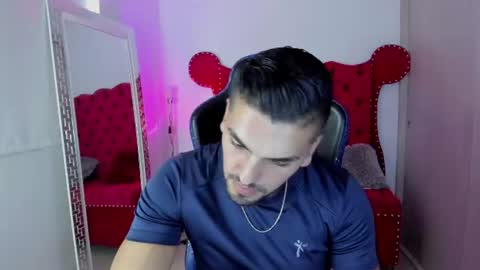 Axel online show from 07/01/26, 10:53