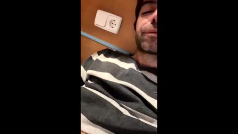 Snapshot of axis33 chatting on 03/02/25, 11:39 axis online show from 03/02/25, 11:39