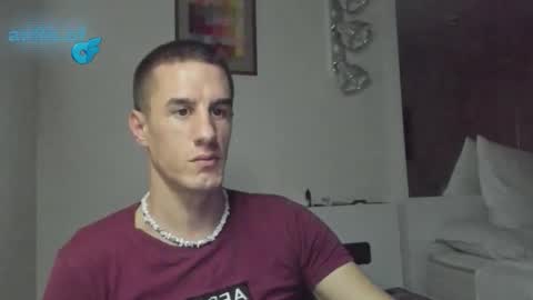 Axl online show from 11/26/25, 10:22