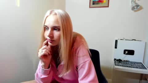 Axl online show from 11/27/25, 01:02