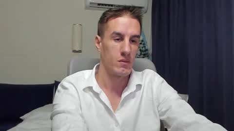 Axl online show from 01/07/26, 12:24