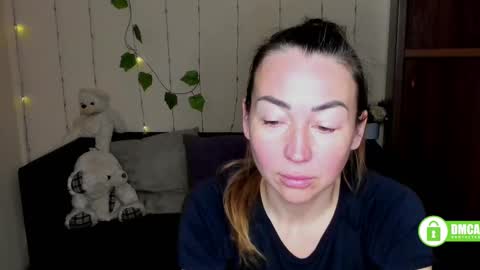 Jully online show from 02/17/25, 07:37