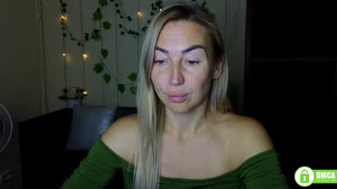 Jully online show from 10/03/25, 05:32