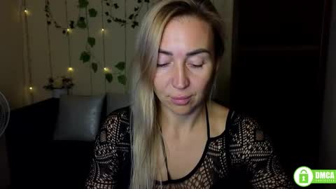 Jully online show from 10/04/25, 05:33