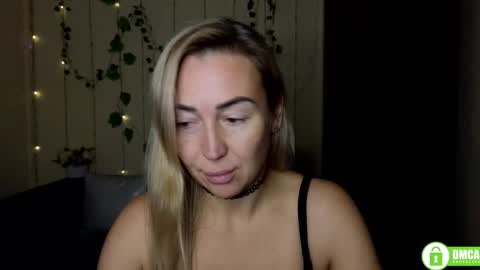 Jully online show from 10/19/25, 05:24