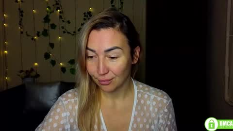 Jully online show from 01/11/26, 06:24