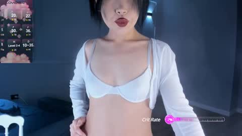 Snapshot of aya_me chatting on 01/19/25, 10:49 Aya online show from 01/19/25, 10:49
