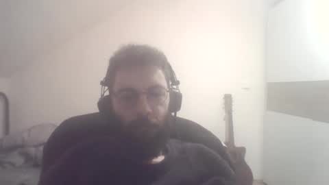 Snapshot of ayazeluel chatting on 02/04/26, 06:25 ayazeluel online show from 02/04/26, 06:25