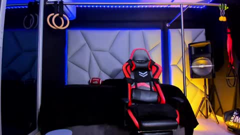 Ayden Miller online show from 06/04/26, 12:22