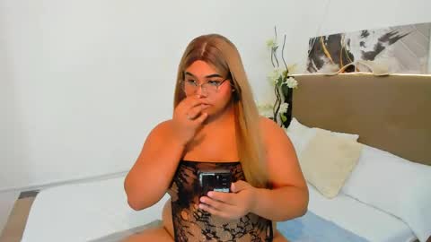 AYESHA online show from 04/04/26, 08:17