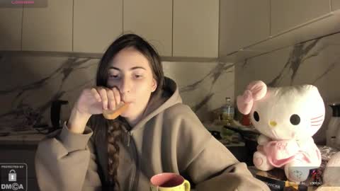 Ayesha online show from 02/03/26, 09:09