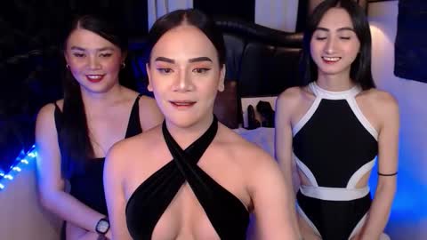 ayeshalove online show from 09/13/25, 02:22