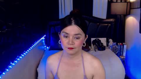 ayeshalove online show from 10/01/25, 10:54