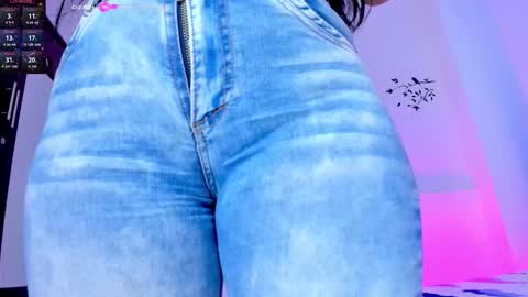 Mariana online show from 12/19/25, 10:28