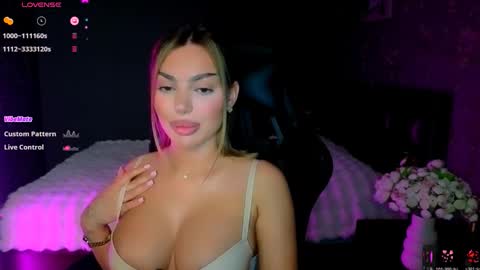  Ayla Demir  online show from 03/10/26, 09:53