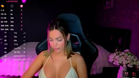  Ayla Demir  online show from 03/21/26, 10:13