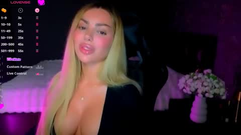 Snapshot of ayla_demir chatting on 05/16/26, 07:56 Ayla Demir online show from 05/16/26, 07:56