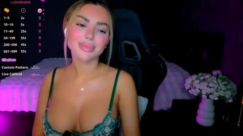 Snapshot of ayla_demir chatting on 06/02/26, 08:11 Ayla Demir online show from 06/02/26, 08:11