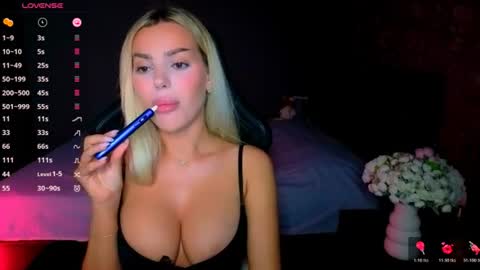 Snapshot of ayla_demir chatting on 07/16/26, 08:15 Ayla Demir online show from 07/16/26, 08:15