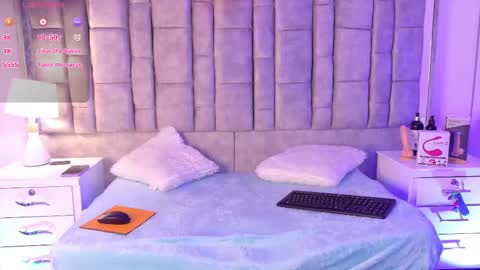 Snapshot of ayla_han chatting on 02/26/26, 04:11 ayla_han online show from 02/26/26, 04:11