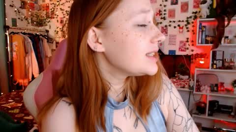 Snapshot of ayla_hill chatting on 01/07/26, 06:54 Ayla hill online show from 01/07/26, 06:54