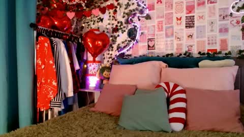 Ayla hill online show from 03/12/26, 04:18