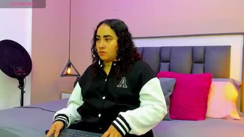 Ayla online show from 09/22/25, 01:51