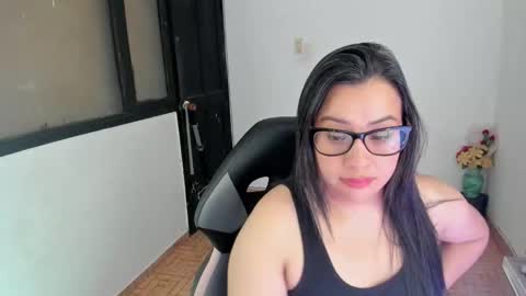 SandyMODELINDEPENDIENT online show from 12/19/25, 05:09