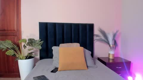 Snapshot of aylastonne chatting on 02/03/26, 06:35 AylaStonne online show from 02/03/26, 06:35