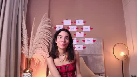 Snapshot of aylastonne chatting on 02/17/26, 06:36 AylaStonne online show from 02/17/26, 06:36