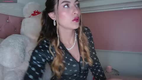Snapshot of ayleen_m chatting on 09/12/25, 06:13 AYLEEN online show from 09/12/25, 06:13
