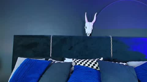 Aylen online show from 02/04/26, 07:42