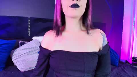 Aylen online show from 03/24/26, 07:41