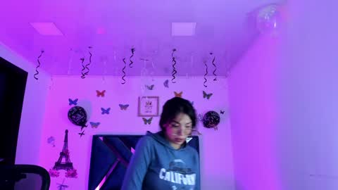 Aylin online show from 01/27/25, 11:33