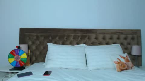 Snapshot of aylinhoney chatting on 10/23/25, 02:33 Aylin online show from 10/23/25, 02:33