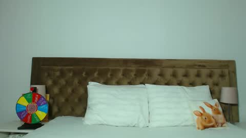 Snapshot of aylinhoney chatting on 10/27/25, 03:21 Aylin online show from 10/27/25, 03:21